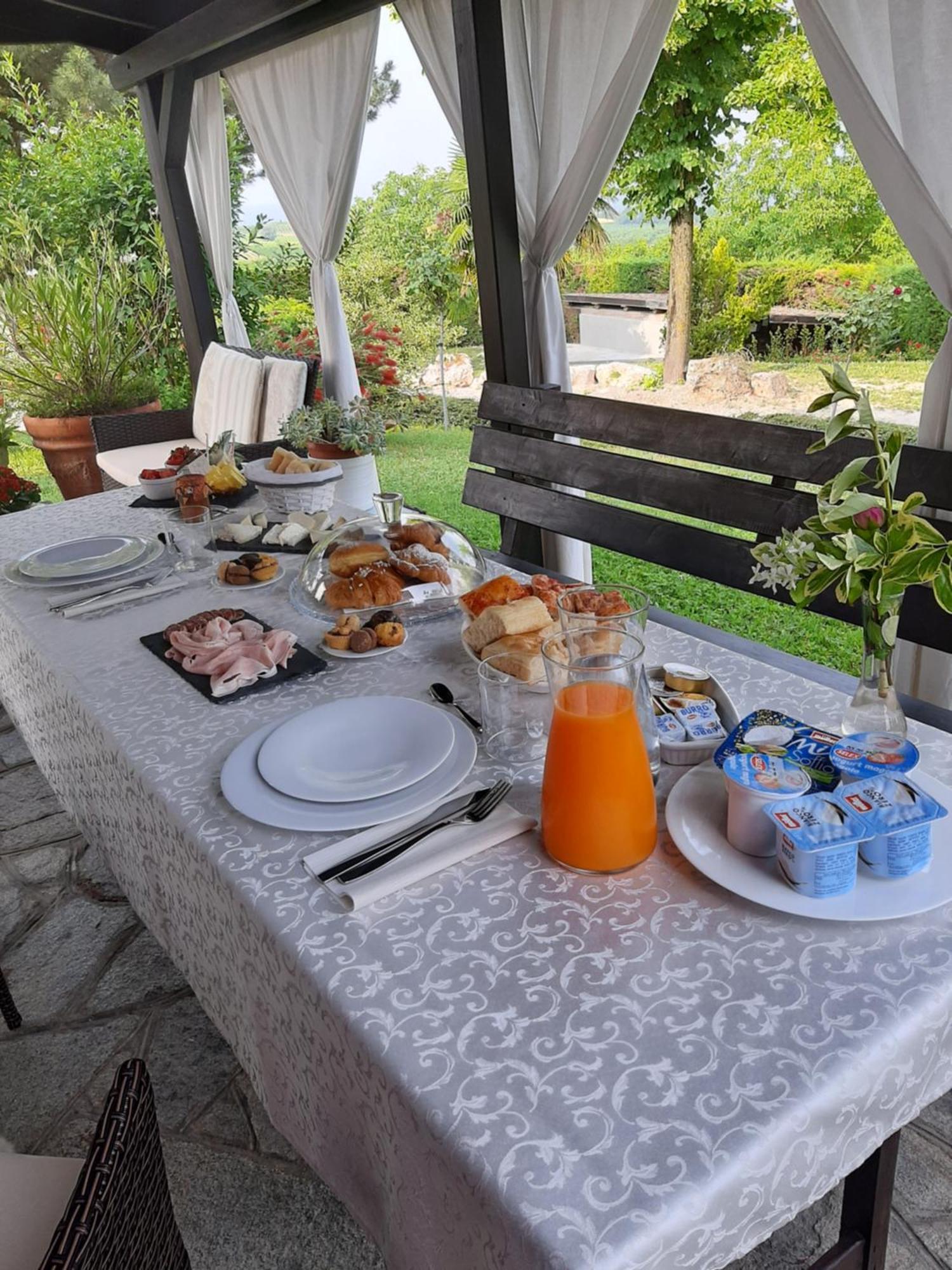 Suite Villa Aurelj Barolo Kültér fotó